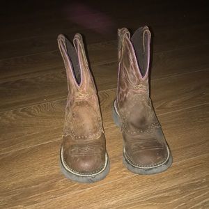 Justin Cowboy boots size 6